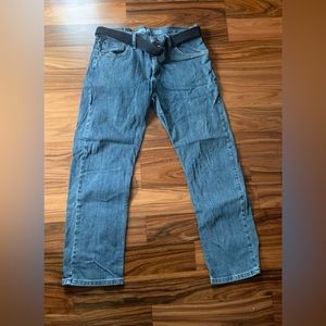 Genuine Wangler men’s jeans. Size 32 x 30 advanced comfort. Lightweight denim.